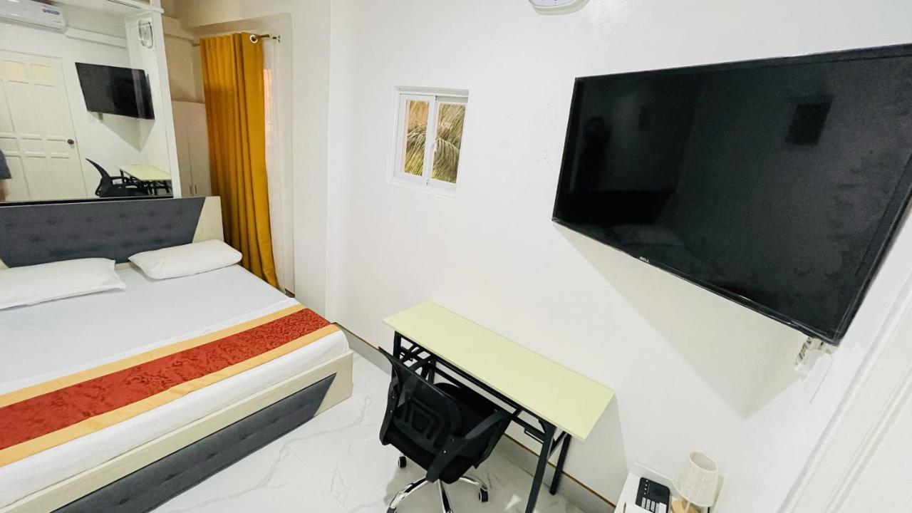 Legends Hotel & Restaurant - Lemery And Taal Kültér fotó